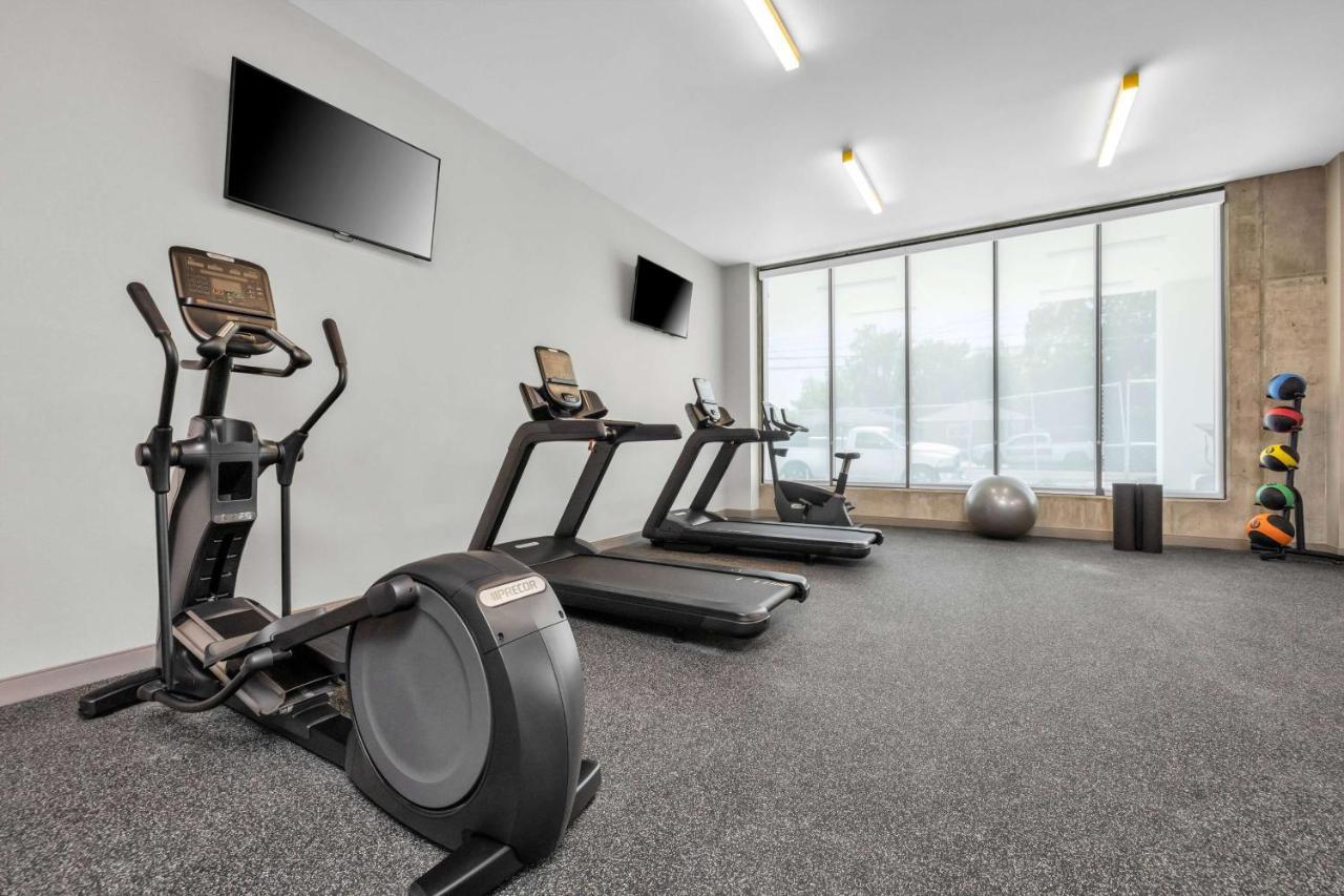 La Quinta Inn & Suites By Wyndham San Jose Airport-Downtown Bagian luar foto