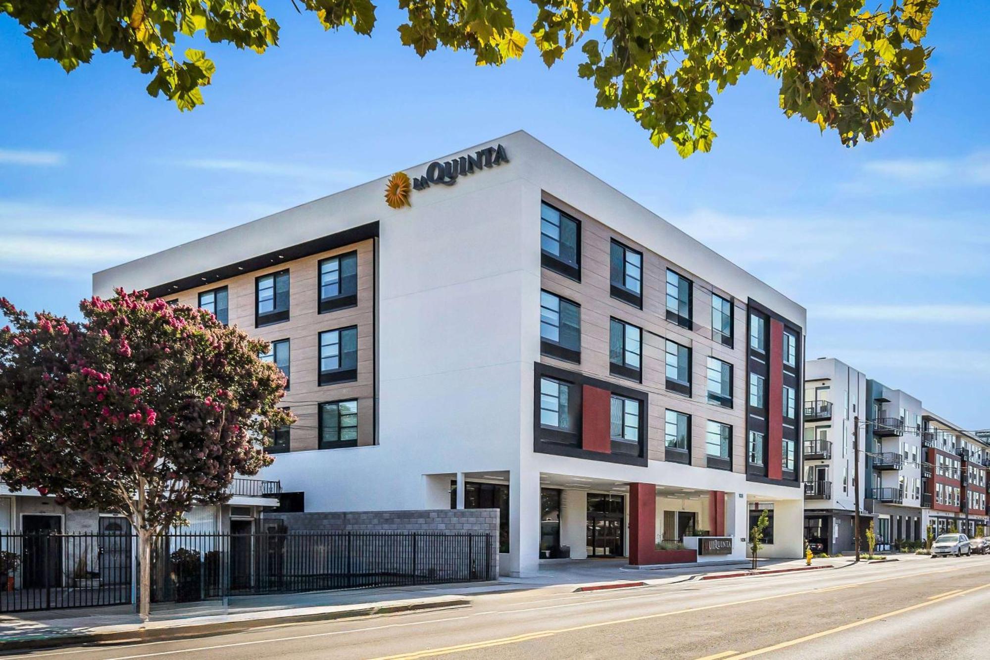 La Quinta Inn & Suites By Wyndham San Jose Airport-Downtown Bagian luar foto